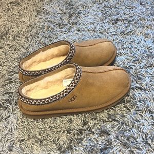 UGG TASMAN SLIPPERS - BRAND NEW WOMEN’S SIZE 8